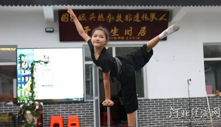从“桥”到“链”的蝶变 ——透视中国吴桥国际杂技艺术节融合创新发展之路