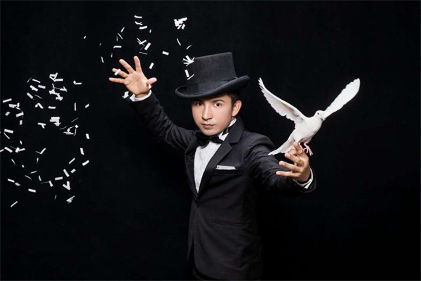 只差216个助攻魔术师用13年书写的传奇纪录要被威少打破了