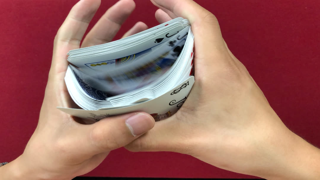 九游app：双流区怡心街道兰家沟社区举行“飞马迎春送福 睦邻乐聚兰沟” 新春游园